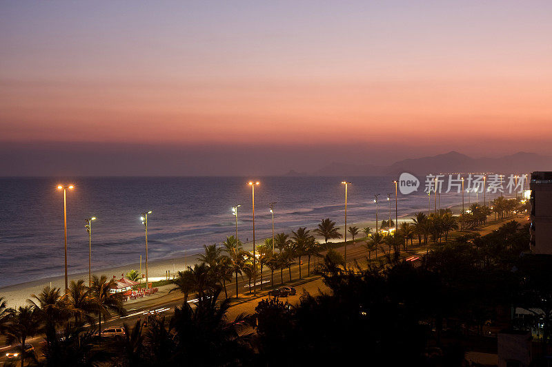 里约热内卢de Janeiro, Barra da Tijuca报道。